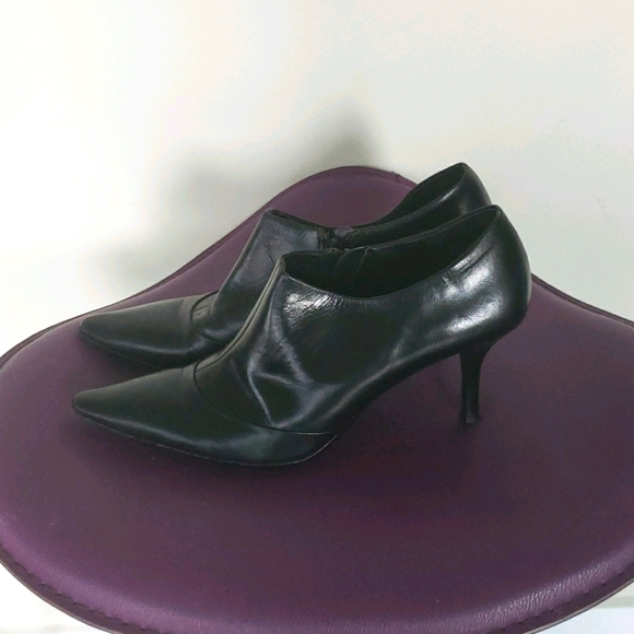 Calvin Klein shoes - Picture 2 of 9